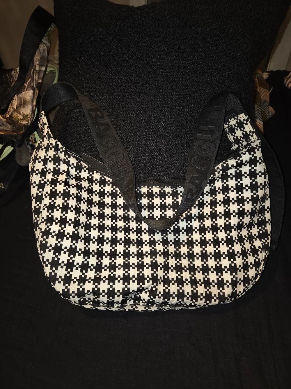 Baggu Medium Crescent Pixel Gingham